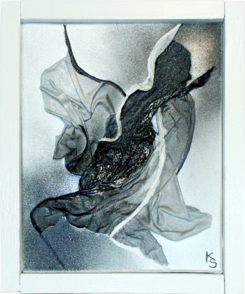 Ghost 1, 27 x 31 cm